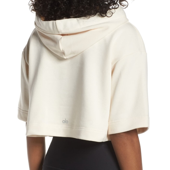 Alo Yoga Air Land Ocean Short Sleeve Crop Hoodie - Picture 3 of 8